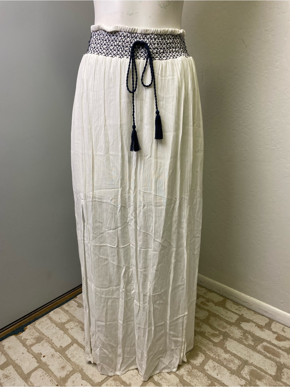 Live 4 Truth White Maxi Skirt/ skort Navy Smocked Waist and Tassel Tie Large